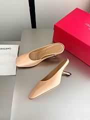 Fortok Ferragamo S-shaped heel mule Beige Satin 5cm - 3