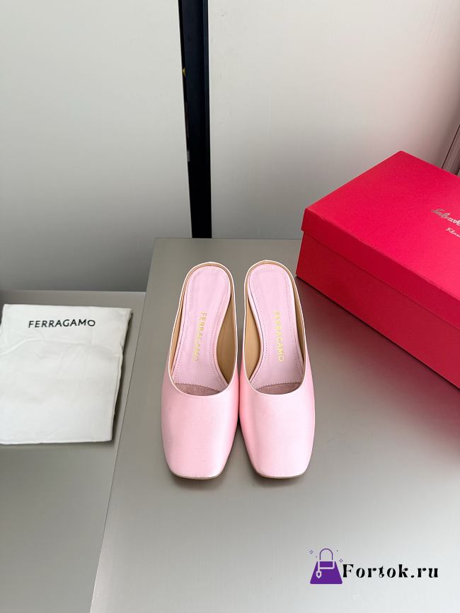 Fortok Ferragamo S-shaped heel mule Pink Satin 5cm - 1