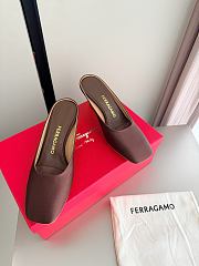Fortok Ferragamo S-shaped heel mule Brown Satin 5cm - 3