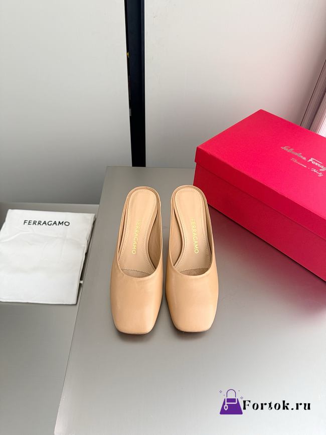 Fortok Ferragamo S-shaped heel mule Beige Lambskin 5cm - 1