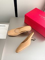 Fortok Ferragamo S-shaped heel mule Beige Lambskin 5cm - 4