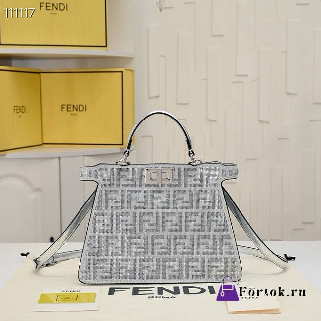 Fortok Fendi Peekaboo ISeeU handbag Silver studded with faux crystal 27×21×11cm - 1