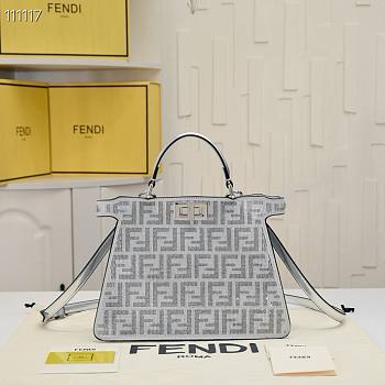 Fortok Fendi Peekaboo ISeeU handbag Silver studded with faux crystal 27×21×11cm