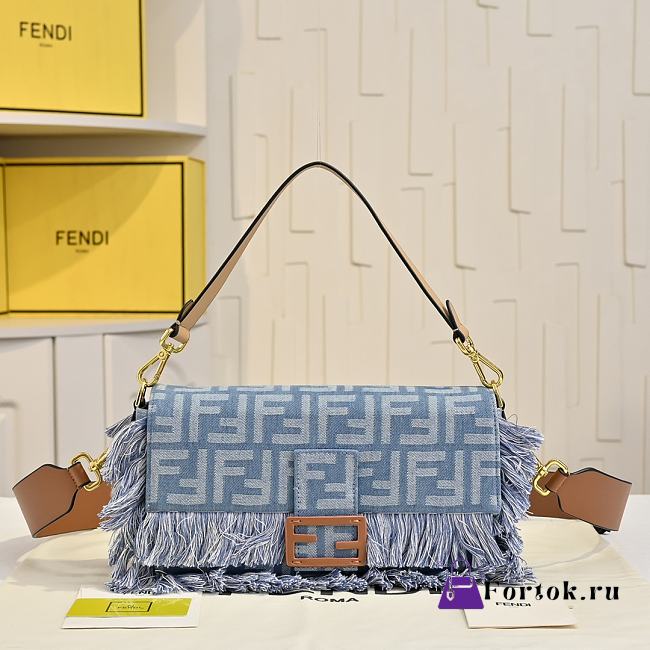 Fortok Fendi Baguette bag blue denim-effect FF jacquard fabric tassels 26.5-18-8.5cm - 1