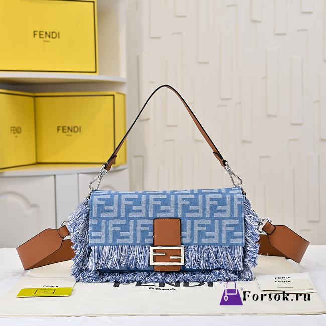 Fortok Fendi Baguette bag blue denim-effect FF jacquard fabric tassels Silver Hardware 26.5-18-8.5cm - 1