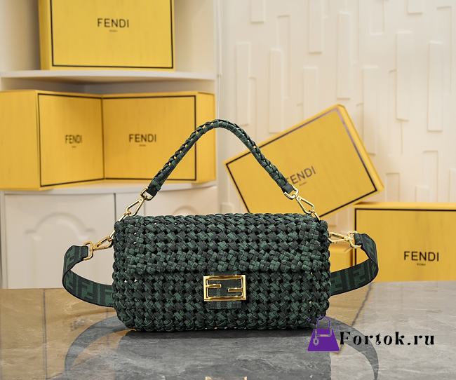 Fortok Fendi Baguette bag Woven green 26*4*13*cm - 1