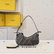 Fortok Fendi Simply Small Shoulder Bag 22x4.5x13cm - 1