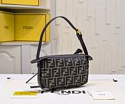 Fortok Fendi Simply Small Shoulder Bag 22x4.5x13cm - 4