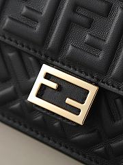 Fortok Fendi Wallet On Chain Baguette Leather Black 21x11.5x5cm - 6