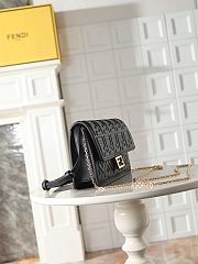 Fortok Fendi Wallet On Chain Baguette Leather Black 21x11.5x5cm - 4