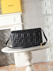 Fortok Fendi Wallet On Chain Baguette Leather Black 21x11.5x5cm - 2