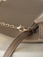 Fortok Fendi Baguette Continental Wallet on Chain  Leather Ebony 21x5x11.5cm - 3