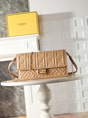 Fortok Fendi Baguette Continental Wallet on Chain Leather Brown 21x5x11.5cm - 1