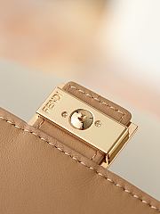 Fortok Fendi Baguette Continental Wallet on Chain Leather Brown 21x5x11.5cm - 3