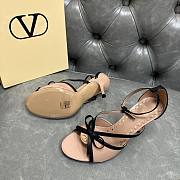 Fortok Valentino Garavani Bepointy Sandal Patent Leather Beige 80Mm - 6