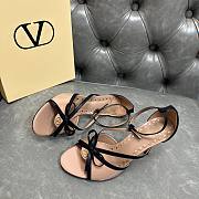 Fortok Valentino Garavani Bepointy Sandal Patent Leather Beige 80Mm - 2