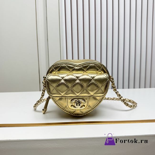 Fortok Chanel Metallic Lambskin Quilted CC Love Heart Bag Gold 12x13x5.5cm - 1