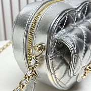 Fortok Chanel Metallic Lambskin Quilted CC Love Heart Bag Silver 12x13x5.5cm - 6