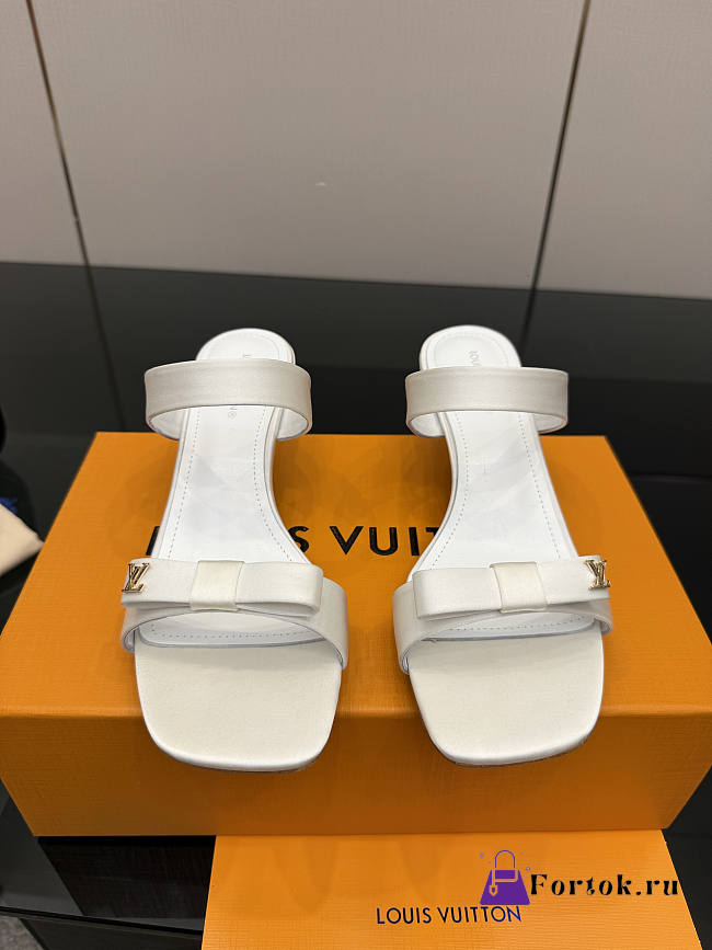 Fortok Louis Vuitton 6AM Mules Satin White 5.5cm - 1