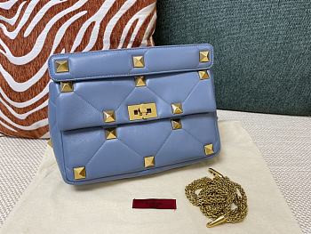 Fortok Valentino Garavani Roman Stud Shoulder Bag Blue 28x 18x 8cm