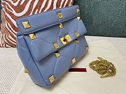 Fortok Valentino Garavani Roman Stud Shoulder Bag Blue 28x 18x 8cm - 4