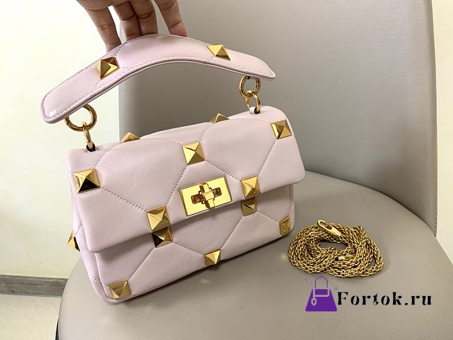 Fortok Valentino Garavani Roman Stud Shoulder Bag Light Pink 28x 18x 8cm - 1