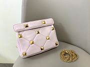 Fortok Valentino Garavani Roman Stud Shoulder Bag Light Pink 28x 18x 8cm - 2