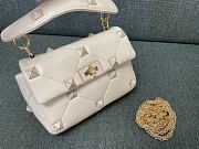 Fortok Valentino Garavani Roman Stud Shoulder Bag White 28x 18x 8cm - 3