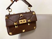 Fortok Valentino Garavani Roman Stud Shoulder Bag Brown 28x 18x 8cm - 4