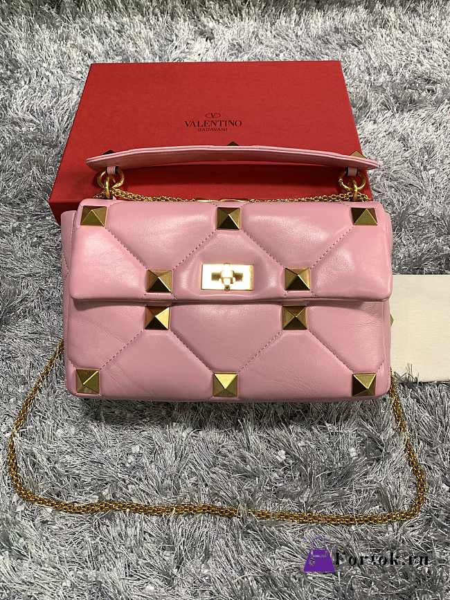 Fortok Valentino Garavani Roman Stud Shoulder Bag Pink 28x 18x 8cm - 1