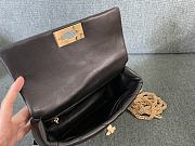 Fortok Valentino Garavani Roman Stud Shoulder Bag Full Black 28x 18x 8cm - 4