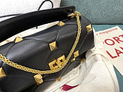 Fortok Valentino Garavani Roman Stud Shoulder Bag Black 28x 18x 8cm - 6