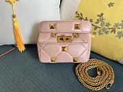 Fortok Valentino Garavani Roman Stud Small Shoulder Bag Pink Beige 19 x 13 x 6cm - 1