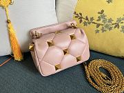 Fortok Valentino Garavani Roman Stud Small Shoulder Bag Pink Beige 19 x 13 x 6cm - 6