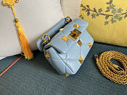 Fortok Valentino Garavani Roman Stud Small Shoulder Bag Blue 19 x 13 x 6cm - 3