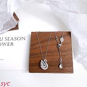Fortok Swarovski Swan Pendant Silver/ White - 5