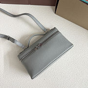 Fortok Extra Pocket L19 Grained Calfskin Pale Sage Gray 11 x 19 x 6.5 cm - 2