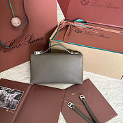 Fortok Extra Pocket L19 Grained Calfskin Taupe 11 x 19 x 6.5 cm - 2