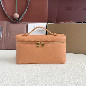 Fortok Extra Pocket L19 Grained Calfskin Cinnamon Orange 11 x 19 x 6.5 cm