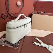 Fortok Extra Pocket L19 Grained Calfskin White 11 x 19 x 6.5 cm - 6