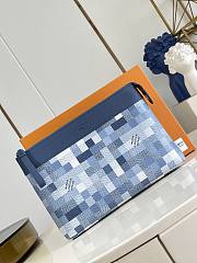 Fortok Louis Vuittonn Pochette Voyage Souple Pouch Damoflage Coated Canvas Denim M28846 30 x 21 x 7.5 cm - 1