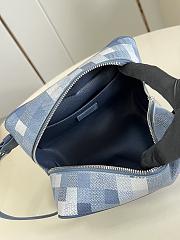 Fortok Louis Vuitton Dopp Kit Denim Blue Damoflage Coated Canvas 23 x 13 x 12cm - 2