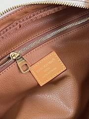 Fortok Louis Vuitton Dopp Kit Sand Beige Monogram Surplus Canvas 28 x 15 x 16.5cm - 6