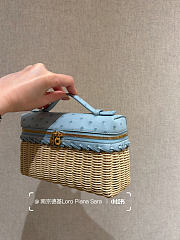 Fortok Loro Piana Extra Pocket L19 Wicker Ostrich Leather Blue 19*7*12cm - 4
