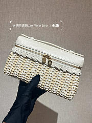 Fortok Loro Piana Extra Pocket L19 Wicker Crocodile Leather White 19*7*12cm - 2