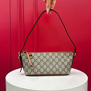 Fortok Gucci GG Emblem Small Shoulder Bag Brown 22-10.5-9cm - 1