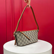 Fortok Gucci GG Emblem Small Shoulder Bag Brown 22-10.5-9cm - 3