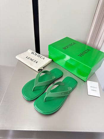 Fortok Bottega Veneta Sampieri Thong Sandals Grass Green Rubber