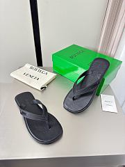 Fortok Bottega Veneta Sampieri Thong Sandals Black Rubber - 6