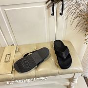 Fortok Gucci Vittoria GG canvas thong sandals Black 01 - 5